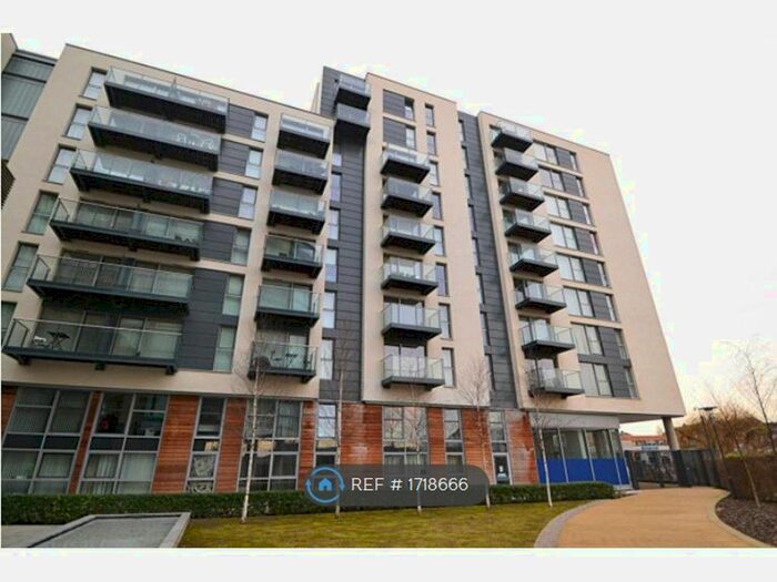 1 Bedroom Flat To Rent In Station Approach, Hayes, UB3