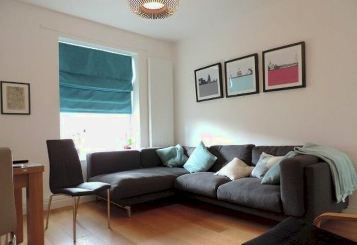 2 Bedroom Flat To Rent In Bath Terrace, London SE1