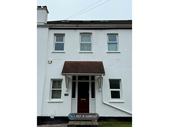 2 Bedroom Flat To Rent In Dornton Road, South Croydon, CR2