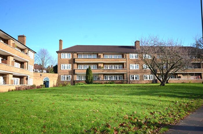 1 Bedroom Flat For Sale In Forty Avenue, Wembley, HA9