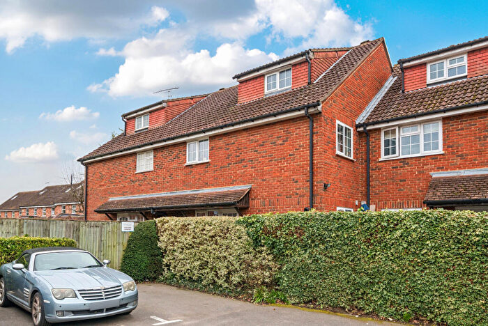 2 Bedroom Maisonette For Sale In Trafalgar Court, Cobham, KT11