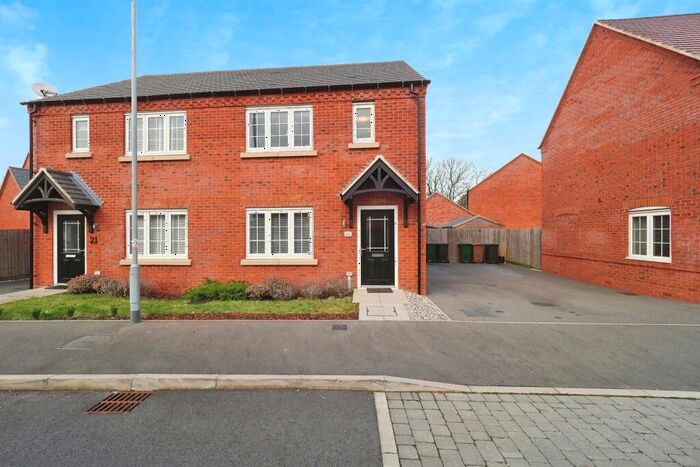 3 Bedroom Semi-Detached House For Sale In Elmlands Close, Aston-On-Trent, Derby, DE72