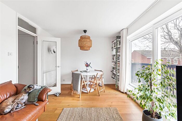 3 Bedroom Terraced House To Rent In Dean Close, London, E9