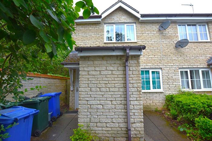 1 Bedroom Maisonette To Rent In Coltsfoot Leyes, Bicester, OX26