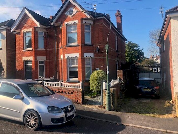 5 Bedroom Semi-Detached House To Rent In Bemister Road, Winton, Bournemouth, BH9