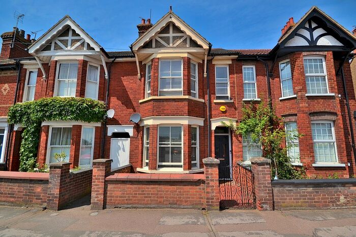 3 Bedroom Terraced House To Rent In Vandyke Road, Leighton Buzzard LU7