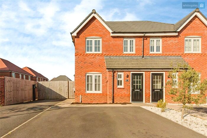 3 Bedroom Semi Detached House For Sale In Hotspur Road, Crewe, Cheshire, CW1