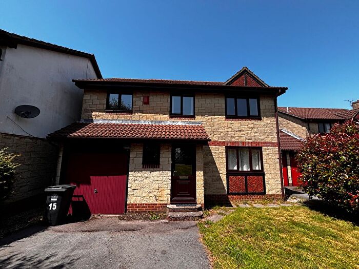 4 Bedroom Detached House To Rent In Rowan Way, Langford, BS40
