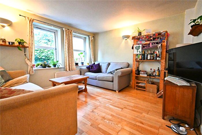 4 Bedroom House To Rent In Underhill Road, East Dulwich, London, SE22