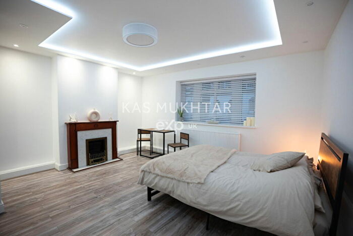 1 Bedroom Flat For Sale In Mitchell House, College Cross, N1