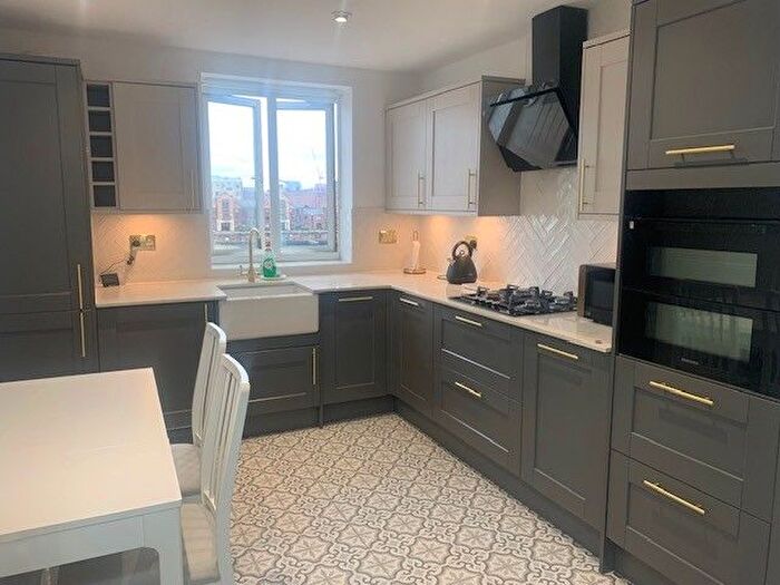 2 Bedroom Flat To Rent In Quebec Quay, Liverpool, L3