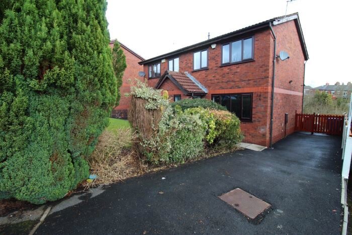 3 Bedroom Semi-Detached House To Rent In Spring Close, Ramsbottom, BL0