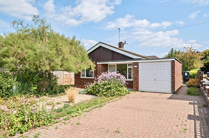 4 Bedroom Bungalow For Sale In Holly Drive, Old Basing, Basingstoke, Hampshire, RG24