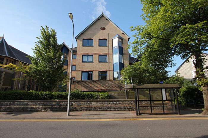 2 Bedroom Retirement Property For Sale In Penarth House, Stanwell Road, Penarth, CF64
