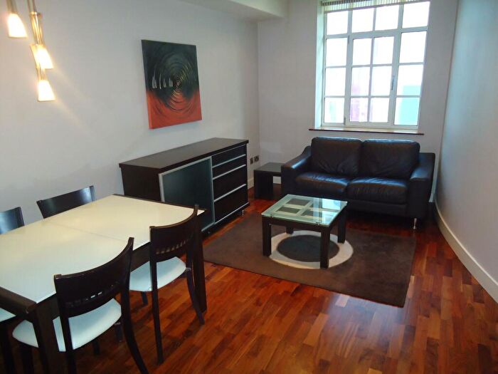 1 Bedroom Flat To Rent In Greek Street, Leeds, West Yorkshire, LS1