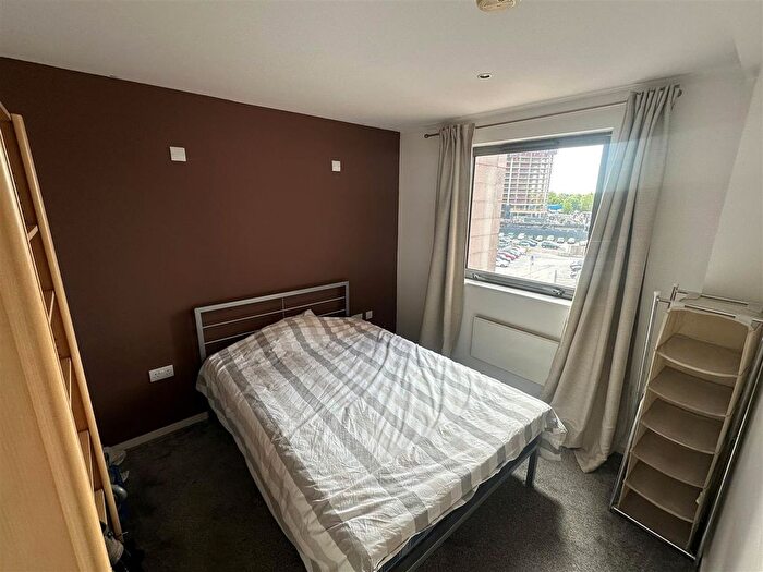 2 Bedroom Flat For Sale In Castlegate, Chester Road, M15