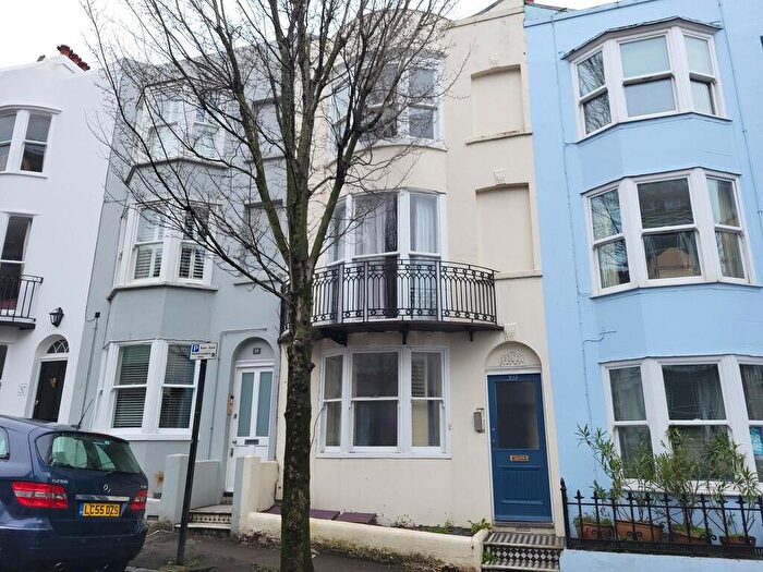 1 Bedroom Apartment To Rent In Egremont Place, Brighton, BN2