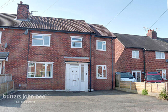 4 Bedroom Semi Detached House For Sale In Alexandra Road, Middlewich, CW10