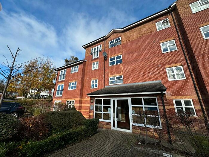 2 Bedroom Apartment To Rent In Tay Court, Falkland Rise, Leeds, LS17