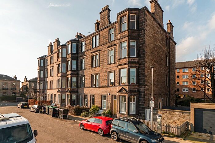 3 Bedroom Flat For Sale In / Bangholm Terrace, Edinburgh, EH3