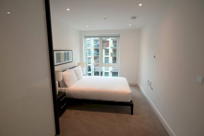 1 Bedroom Flat To Rent In Juniper Drive, London, SW18