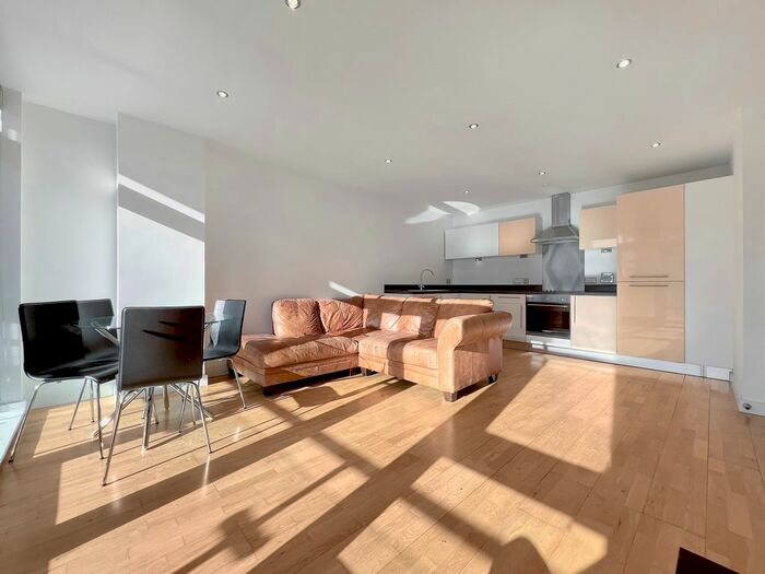 1 Bedroom Flat To Rent In Aruba, Gotts Road, Leeds City Centre, LS12