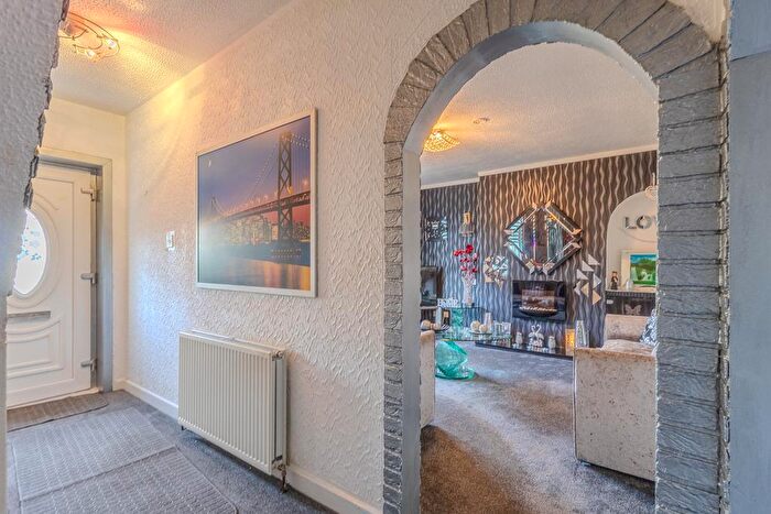3 Bedroom End Of Terrace House For Sale In Glenburn Avenue, Moodiesburn, G69