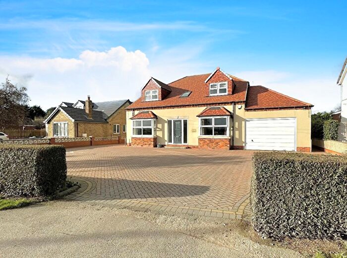 4 Bedroom Detached House For Sale In Bawtry Road, Austerfield, Doncaster, DN10