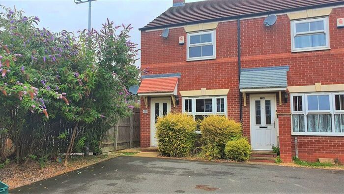 2 Bedroom Semi-Detached House To Rent In Stonegate Mews, Balby, Doncaster, DN4