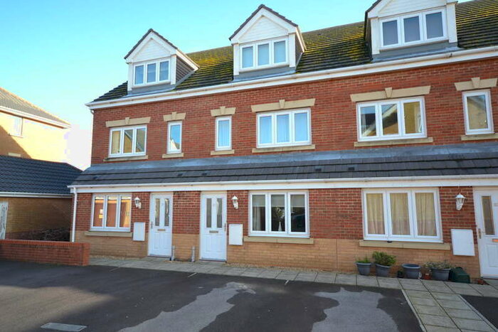 1 Bedroom Ground Maisonette Flat To Rent In Amherst Place, Off Marlborough Road, PO33