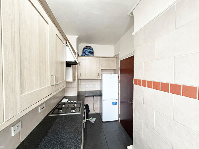 3 Bedroom Apartment To Rent In Pinner Road, Harrow, HA2