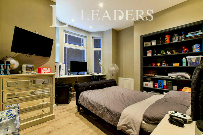 1 Bedroom Terraced House To Rent In Seedley Park Road, M6