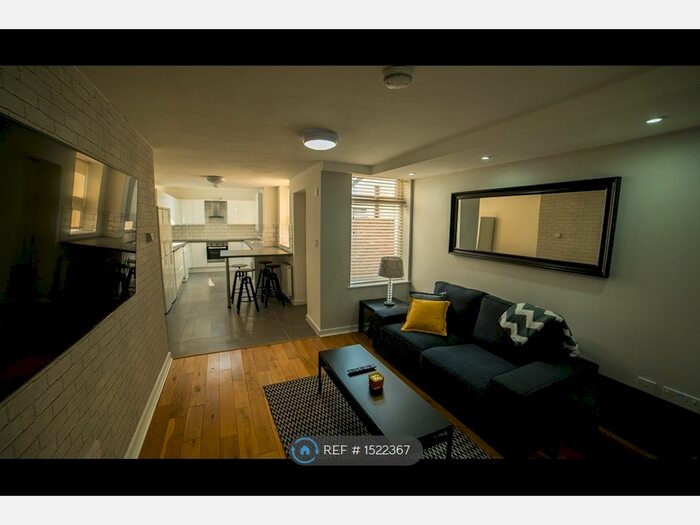 6 Bedroom Terraced House To Rent In Leopold Road, Kensington, Liverpool, L7