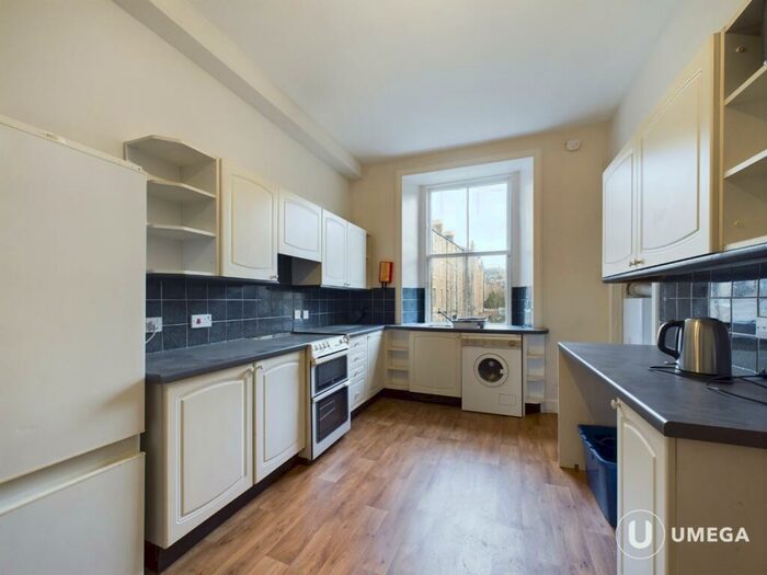 2 Bedroom Flat To Rent In Livingstone Place, Edinburgh, EH9