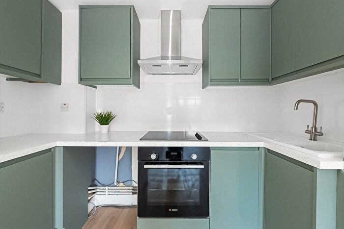 1 Bedroom Flat For Sale In Kender Street, New Cross, London, SE14