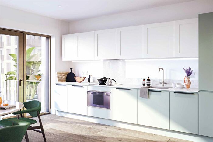 Apartment To Rent In Wellspring House, Seagull Lane, E16