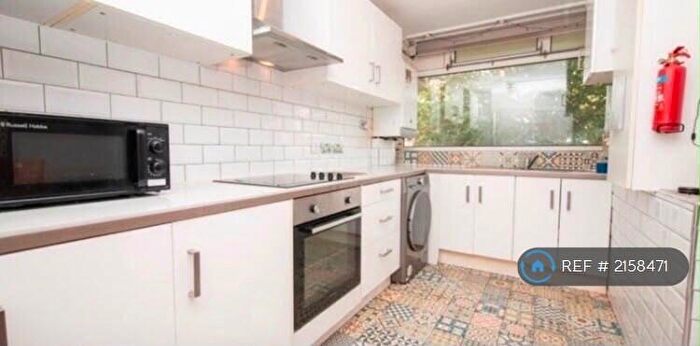 4 Bedroom Flat To Rent In Shreveport House, London, N19