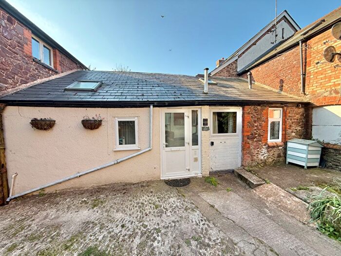 1 Bedroom Barn Conversion To Rent In Park Street, Minehead, TA24