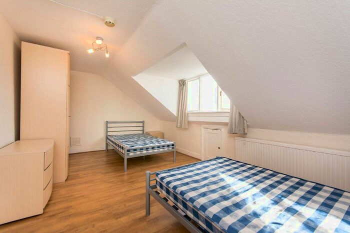 1 Bedroom Flat To Rent In Randolph Avenue, Maida Vale, London, W9