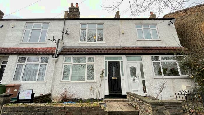 3 Bedroom Terraced House To Rent In Benhill Road, Sutton, SM1