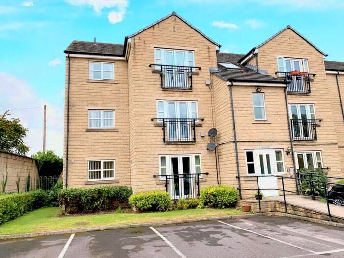 2 Bedroom Flat To Rent In Otley, West Yorkshire, LS21