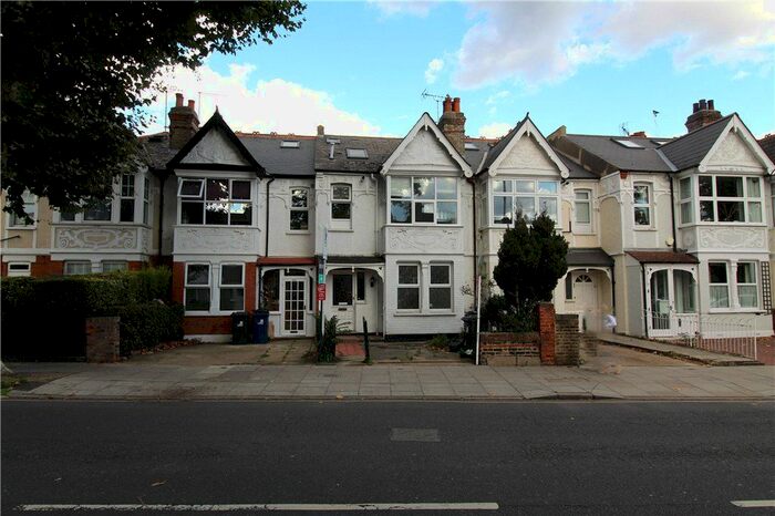 2 Bedroom Flat To Rent In Northfield Avenue, London, W13