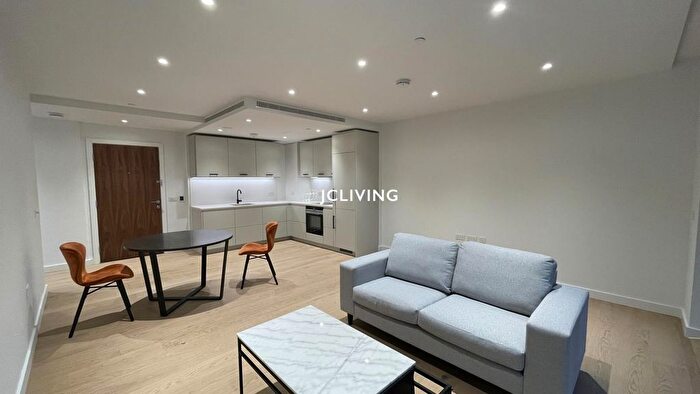 1 Bedroom Flat To Rent In Mount Pleasant, London, WC1X
