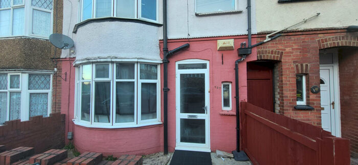 1 Bedroom Flat To Rent In Harcourt Street, Luton, LU1