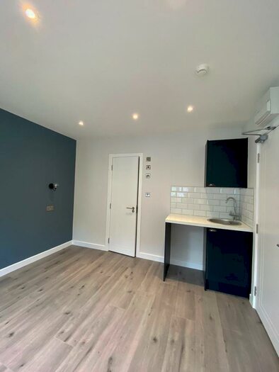 Studio To Rent In Star Lane, Orpington, Kent, BR5