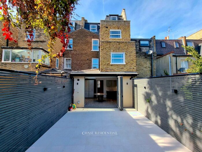 5 Bedroom Terraced House To Rent In Wadham Road, London, SW15