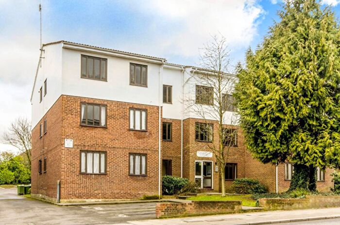 1 Bedroom Flat To Rent In Station Road, High Barnet, Barnet, EN5