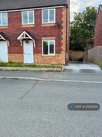 3 Bedroom Semi-Detached House To Rent In St. Peters Drive, Askern, Doncaster, DN6