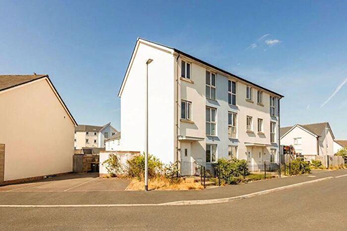 3 Bedroom End Of Terrace House For Sale In Wharf Road, Weston-Super-Mare, BS24