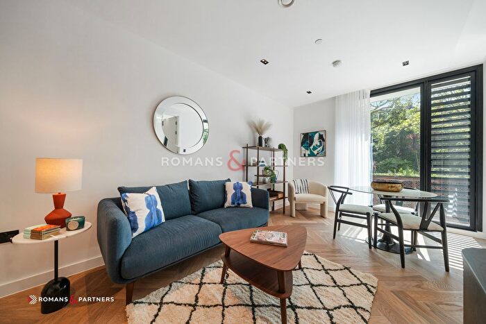 1 Bedroom Flat To Rent In Cluny Mews, Earls Court, SW5